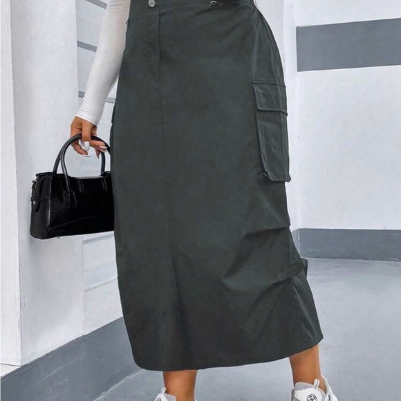 Dresses & Skirts - Elegant Dark Gray Women's Skirt